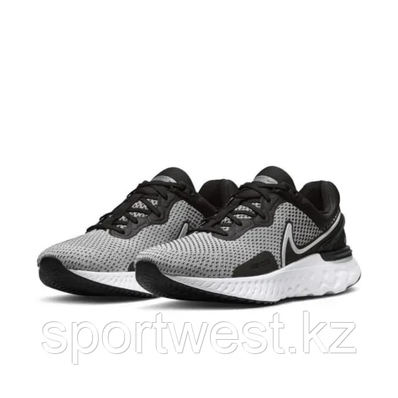Nike React Miler 3 M DD0490-101 shoe - фото 2 - id-p116150348