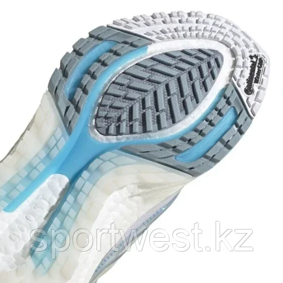 Adidas Ultraboost 22 COLD.RDY W GX8032 shoes - фото 6 - id-p116157923