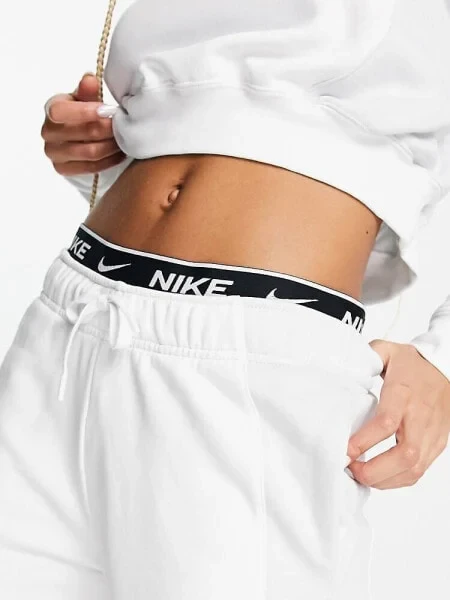 Nike Air fleece joggers in white - фото 2 - id-p116163220