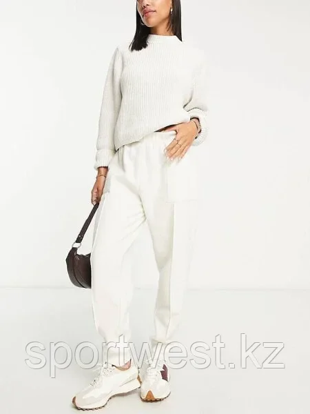 ASOS DESIGN co-ord super soft seamed jogger in winter white - фото 4 - id-p116163282