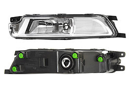 Противотуманная фара левая (L) на VW Passat 2014-20 (SAT)