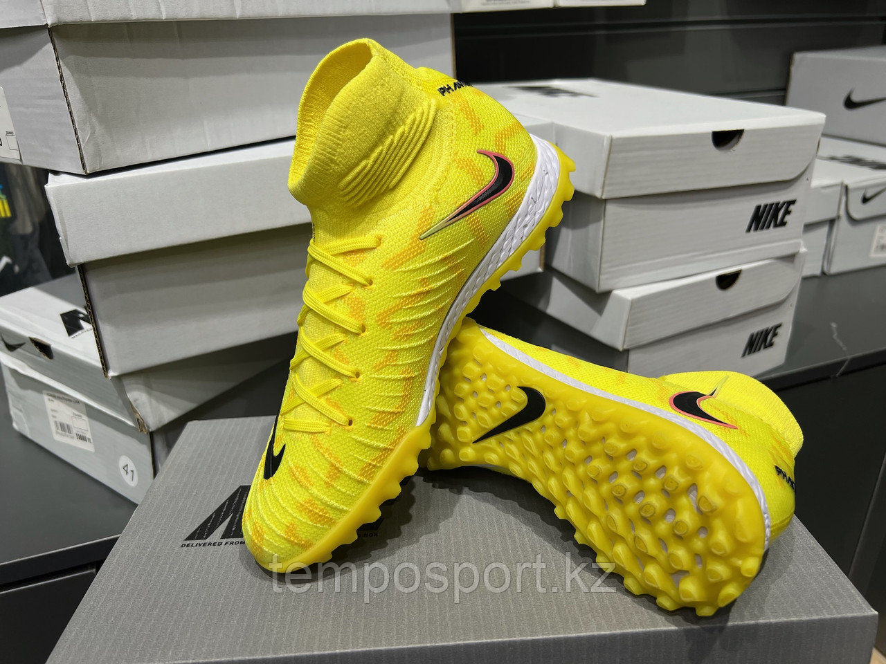 Nike Phantom Luna Elite TF сороконожки 36-40 - фото 3 - id-p116212471