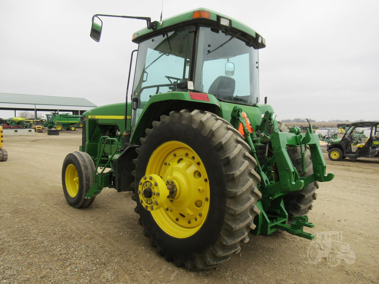 Трактор John Deere 8100 (1994) - фото 7 - id-p116213053