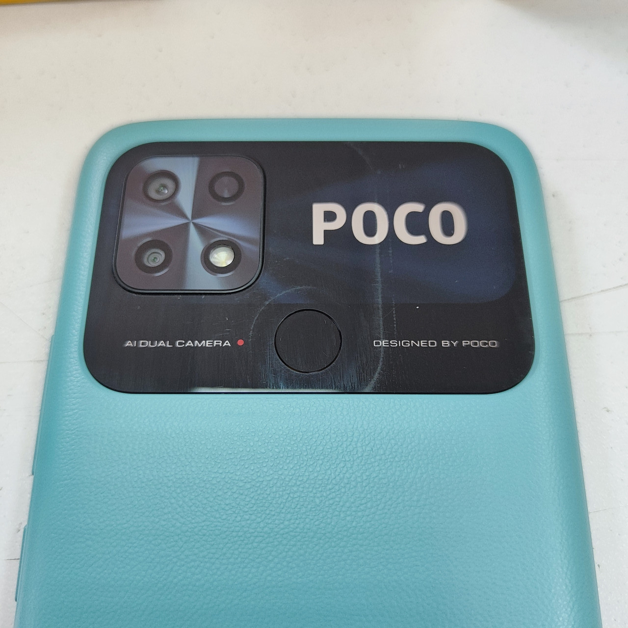 Смартфон POCO C40, A11 /2.0GHz/4GbRAM/64GbROM/6.71", Coral Green - фото 3 - id-p116212708