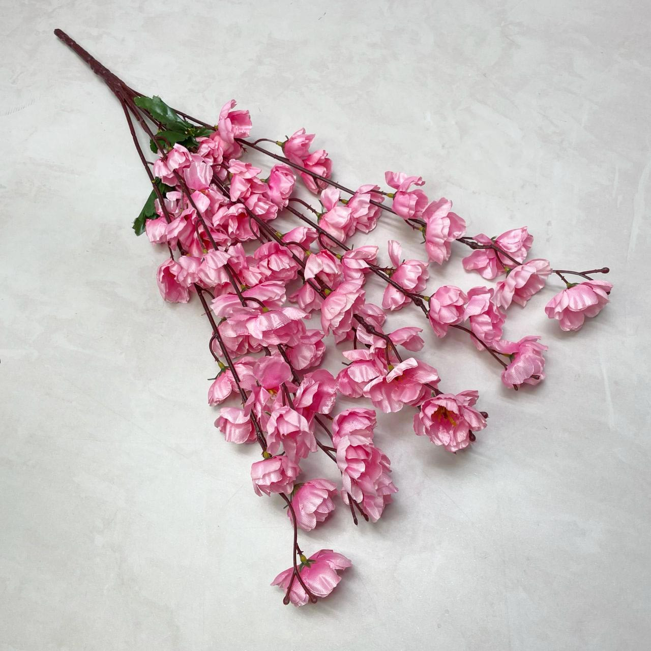 Искусственные цветы ветка сакуры 55 см розовые