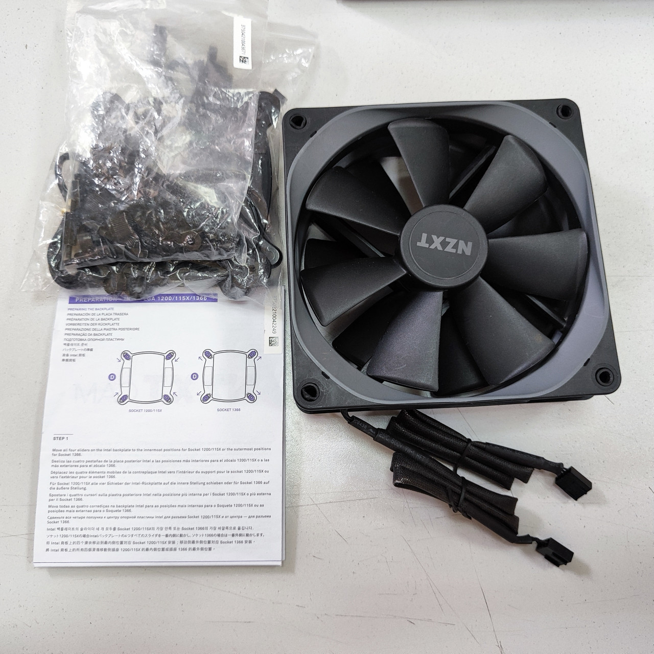 СЖО NZXT Kraken X63, S115X/1366, 2011/2066. AM4/TR4, 2x14cm,4pin+SATA,Al+Cu,500-1800rpm, 98.17CFM,38dB - фото 1 - id-p116232364