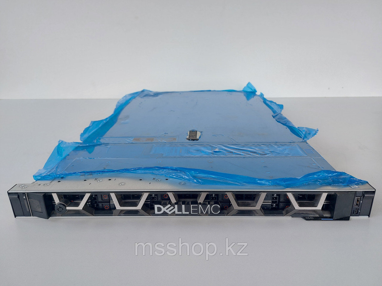 Сервер Dell R640 10SFF/2*Xeon Gold 6142/DDR4 2666 64Gb/NVMe U.2/1год, фото 1