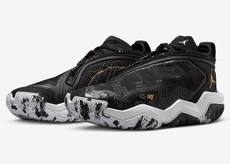 Баскетбольные кроссовки Jordan Why Not.6 "Black Metallic Gold", фото 1