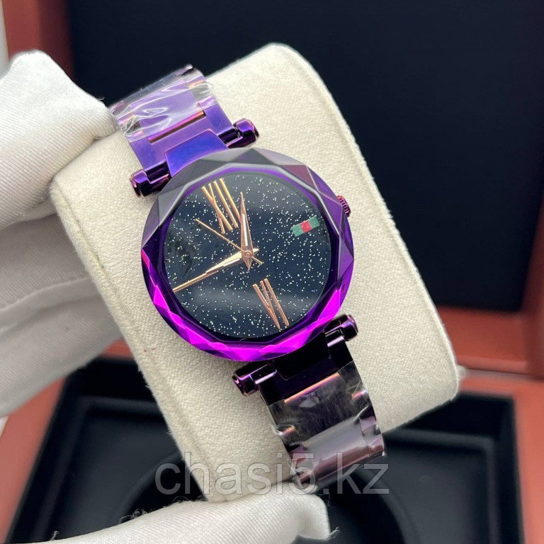 Женские наручные часы Gucci G-Timeless (22359)