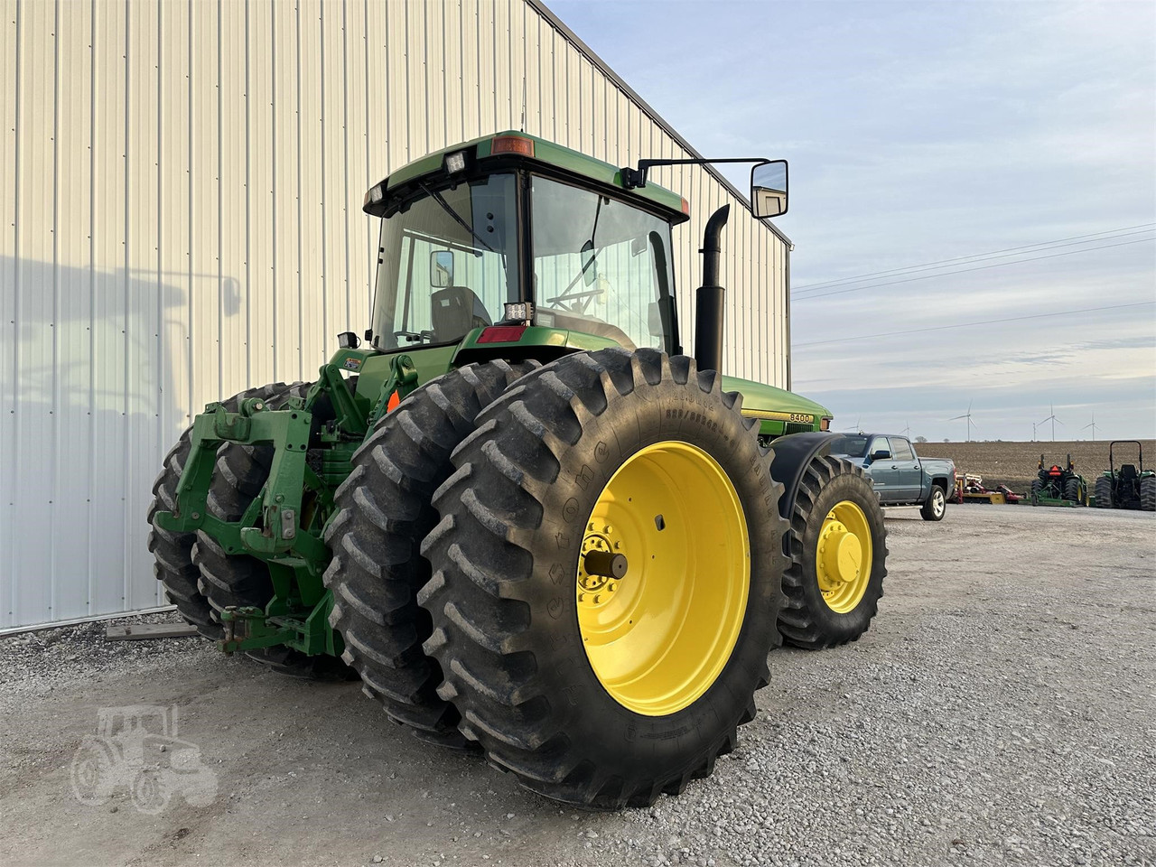 Трактор John Deere 8400 (1997) - фото 6 - id-p116251650