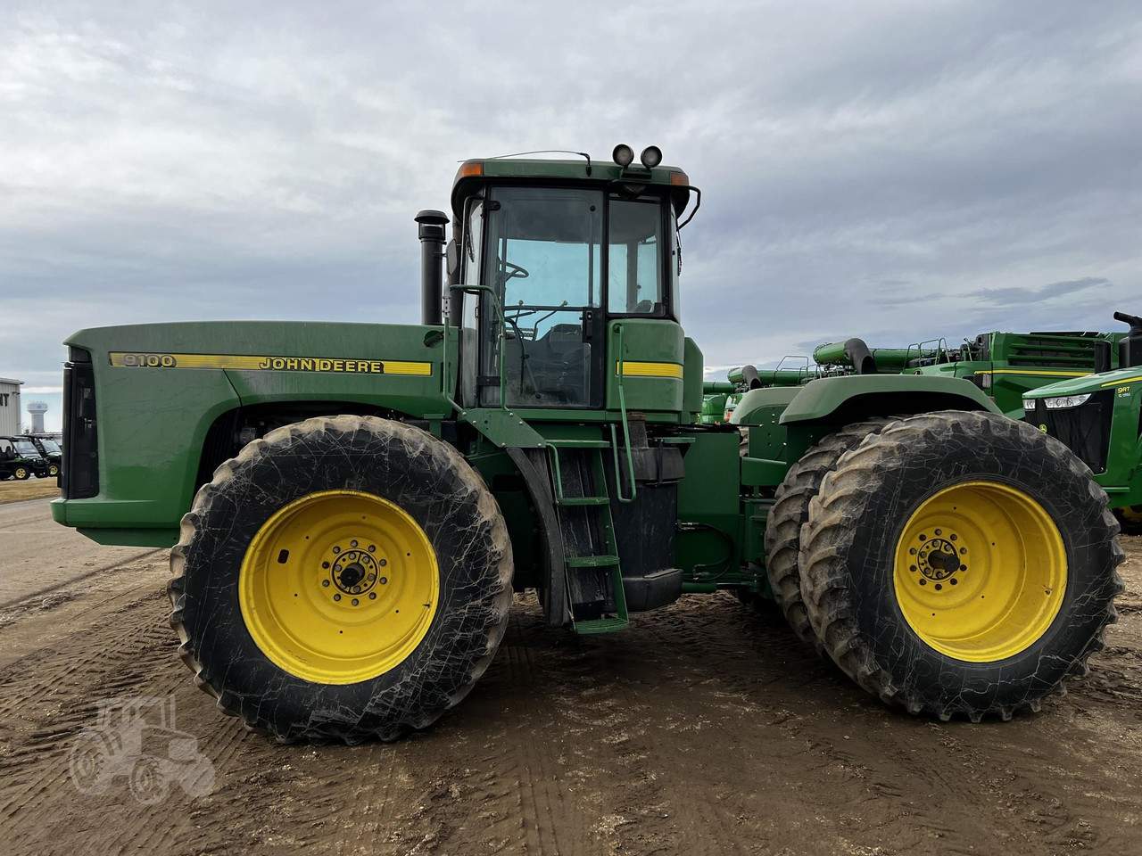 Трактор John Deere 9100 (1999) - фото 2 - id-p116251674