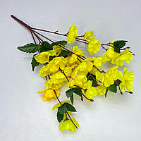 Искусственные цветы ветка сакуры 40 см желтые