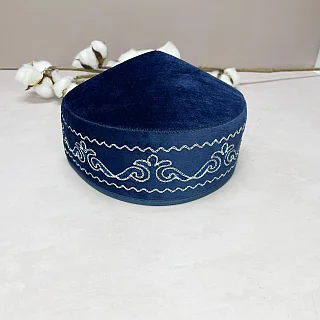 Порно: Ұйқыдағы әйел трахается в жопу