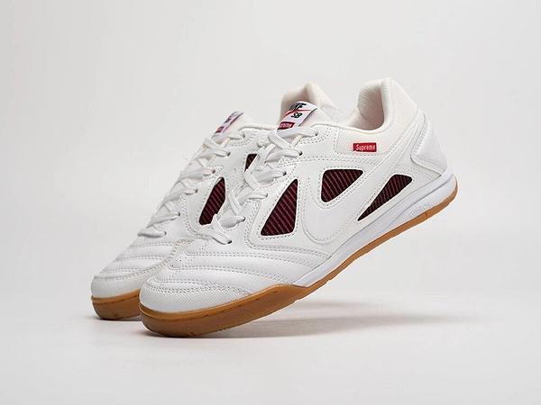 Nike x supreme sb gato clearance