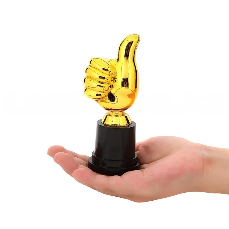 Кубок для награждения "Большой палец" 13 см - фото 1 - id-p108532063