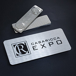 Түрлі-түсті мөрі бар металл бейдждер Дайындау 1-2 күн. Бөлшек сауда бағасы, көтерме саудагерлерге 45%-ға дейін жеңілдік%