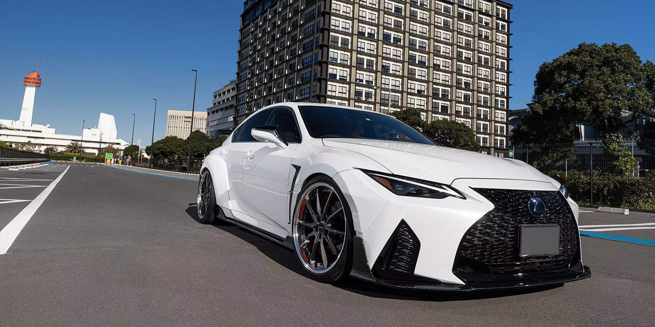 Карбоновый широкий обвес для Lexus IS 2020-2024+