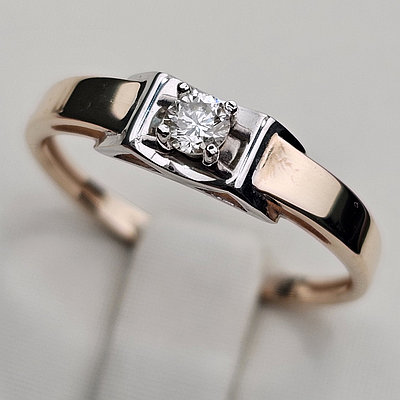 Золотое кольцо с бриллиантом 0.123Сt SI1/J  VG,17.5 размер
