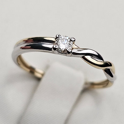 Золотое кольцо с бриллиантом 0.079Сt SI1/I  VG, 16 размер