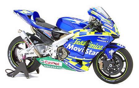 1/18 Maisto Металлический модель мотоцикла Honda RCV Telefonica MoviStar 2003 синий - фото 1 - id-p116282080