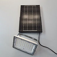 Уличный прожектор на солнечных батареях