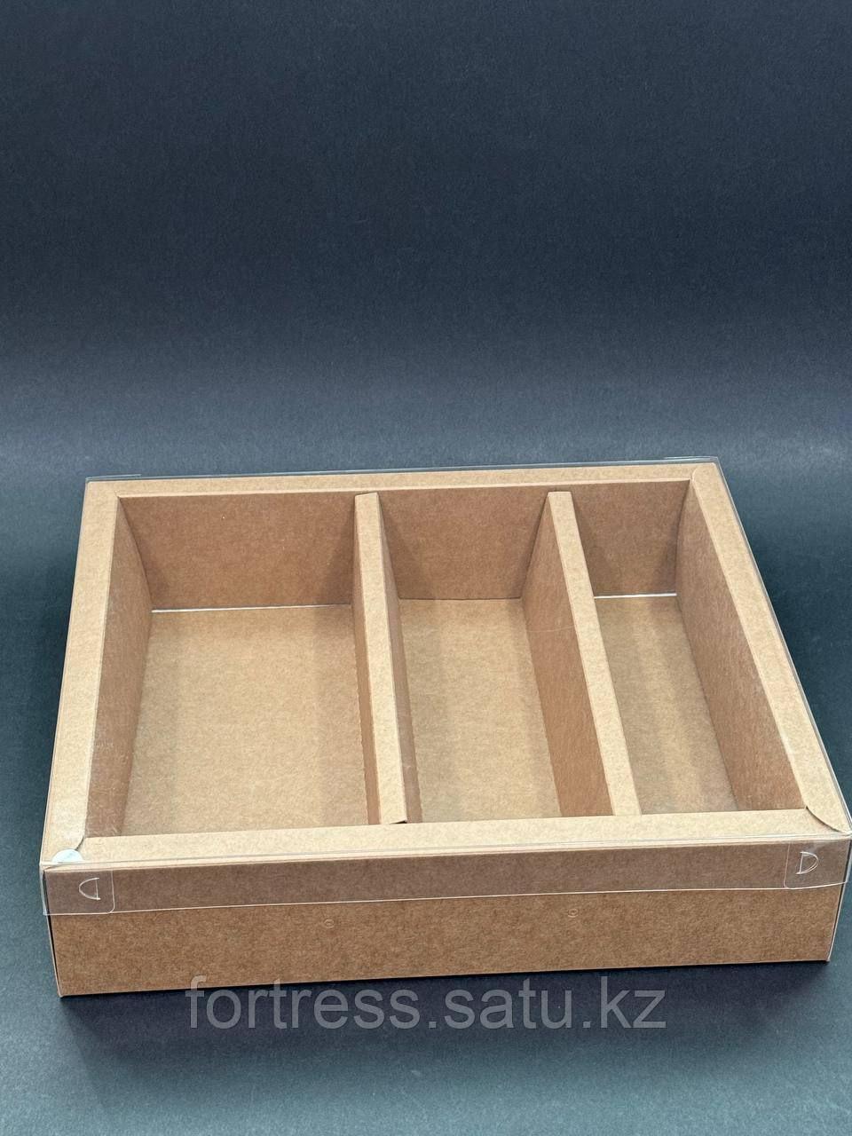 Коробка с прозрачной крышкой, Крафт 3 деления 29,5*25,5*6,5 (26,5*22,5*6,5)