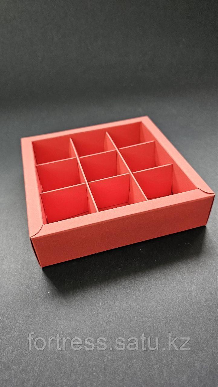 Коробка на 9 ячеек из дизайнерской бумаги красная 14*14*3,5 (12*12*3,5) - фото 3 - id-p116465641