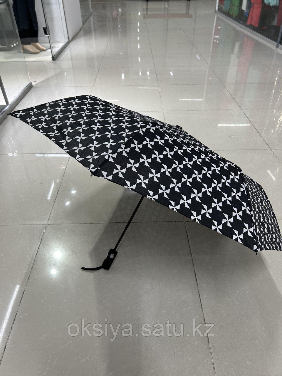 Зонт полуавтомат черно-белый - фото 6 - id-p116469239