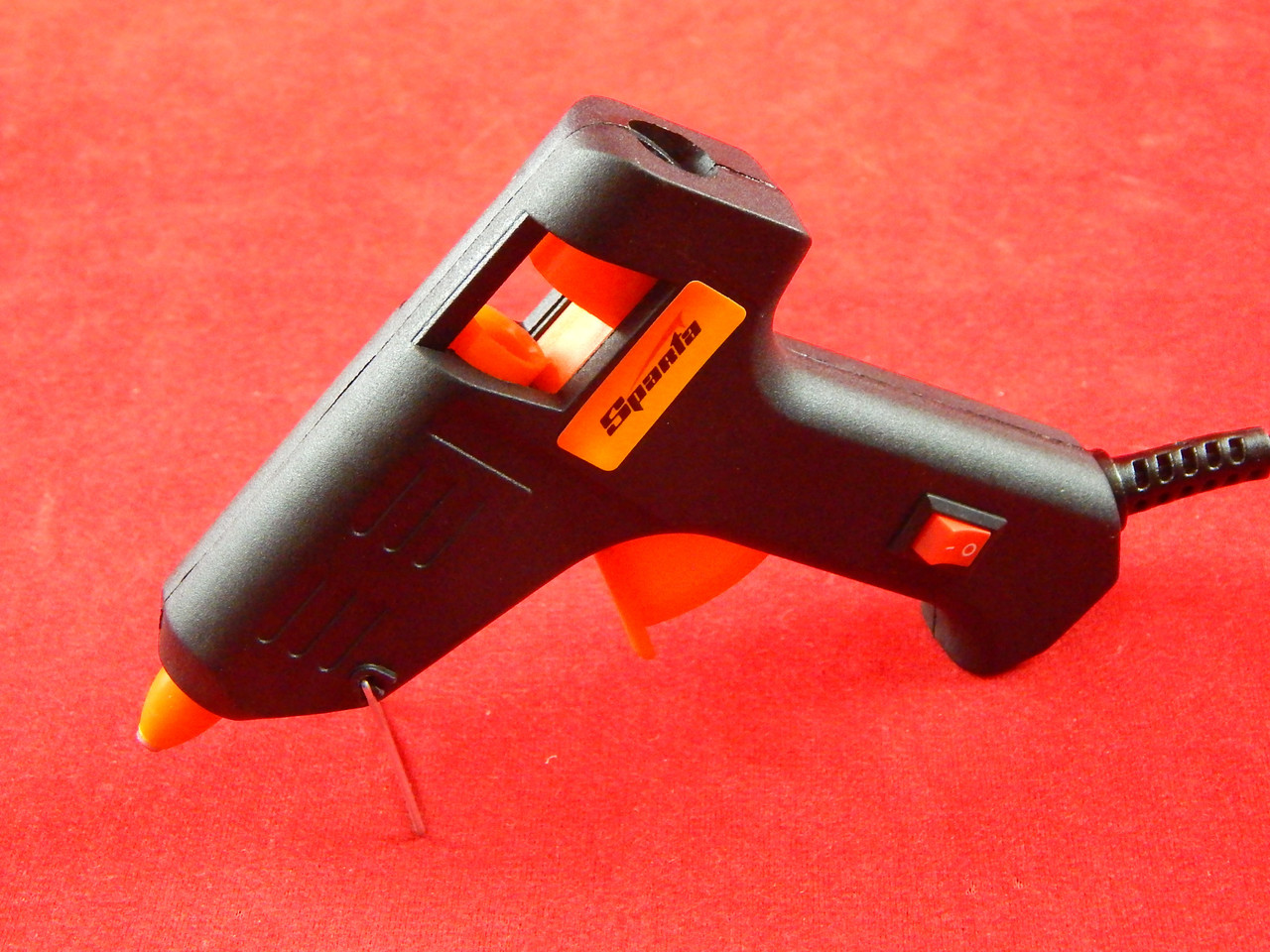 Клеевой пистолет Sparta с выключателем 7 мм в кейсе, 20 Вт, 5 г/мин - фото 1 - id-p116488303