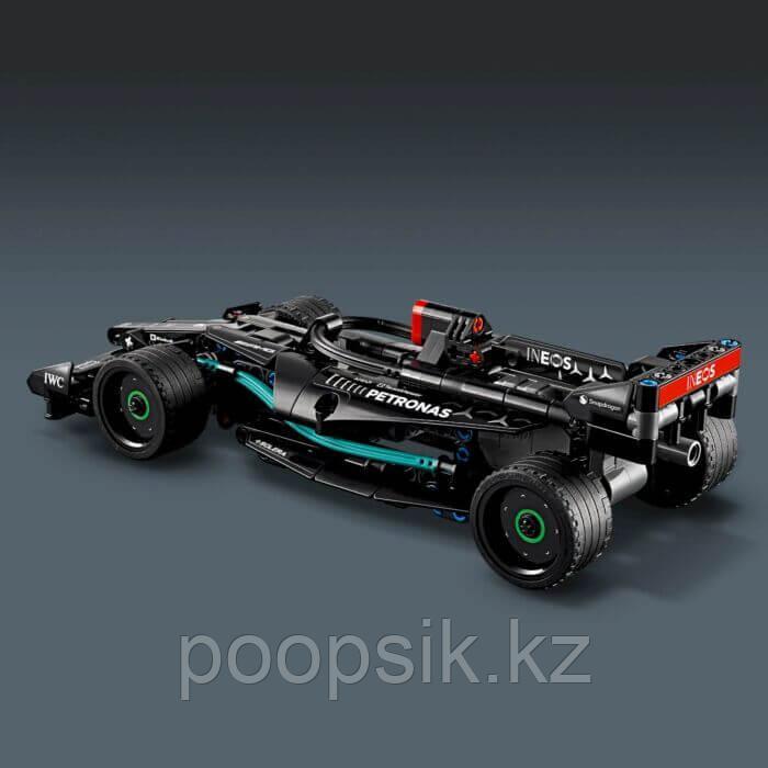 Lego Technic Гоночный автомобиль Mercedes Pullback 42165 - фото 3 - id-p116489669