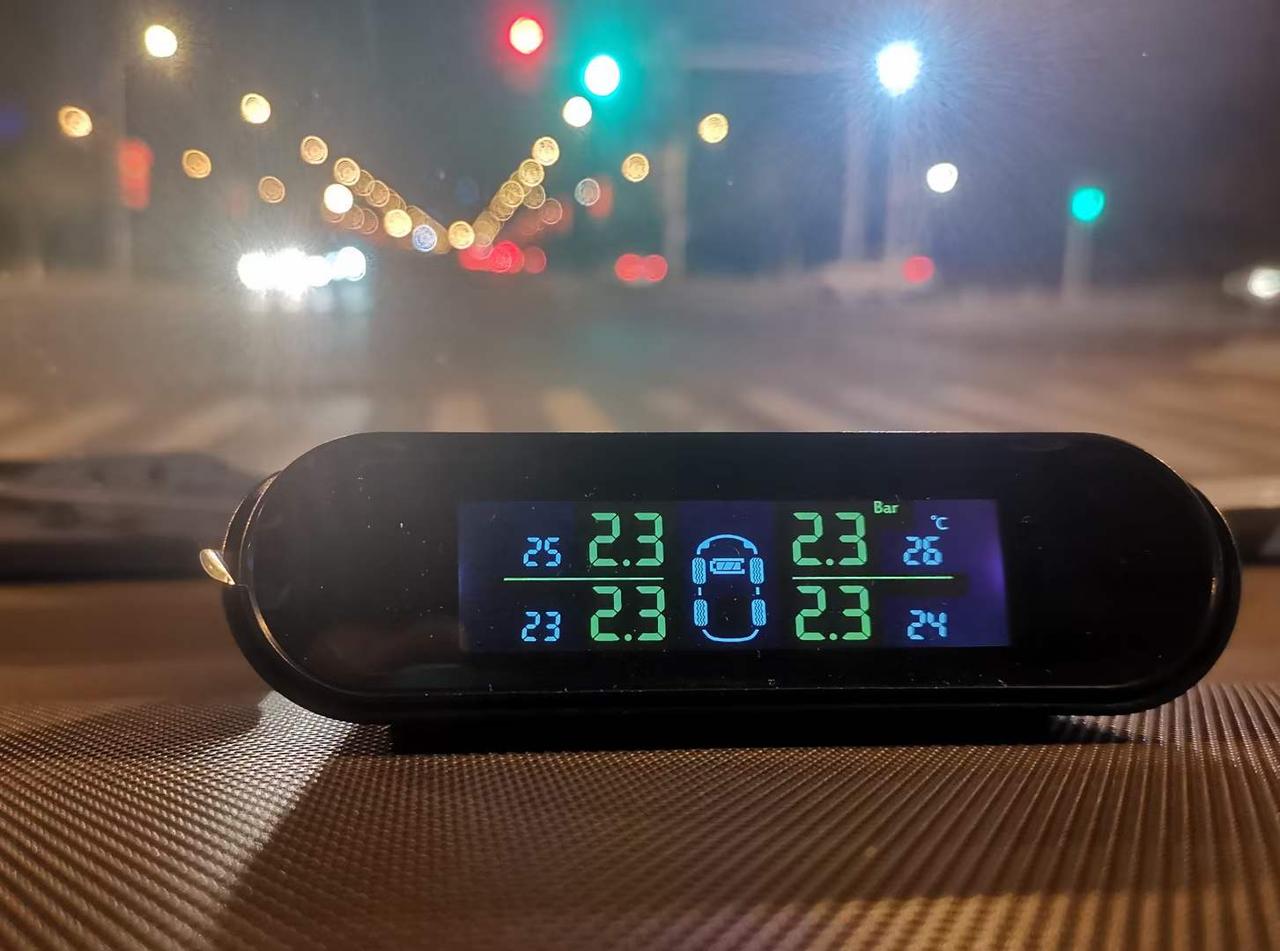 СИСТЕМА КОНТРОЛЯ ДАВЛЕНИЯ В ШИНАХ VICTON С ВНУТРЕННИМИ ДАТЧИКАМИ, фото 1