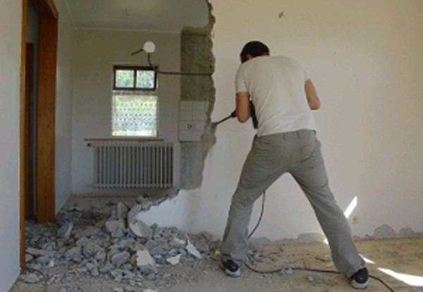 Демонтаж, разрушение стен, перегородок Алматы - фото 1 - id-p116494700