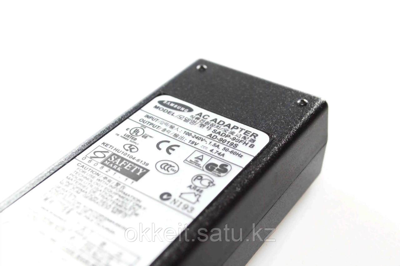 Блок питания для ноутбука Samsung 19V 4.74A 90W 5.5/3.0 конус - фото 3 - id-p116499777