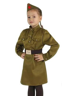 Неміс әскери киіміндегі сексуалды қыздар Неміс әскери киіміндегі сексуалды қыздар