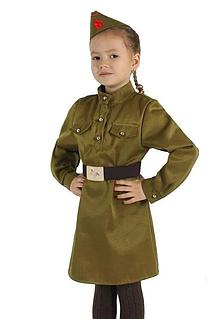 Анусты жалайды және пениске массаж жасайды