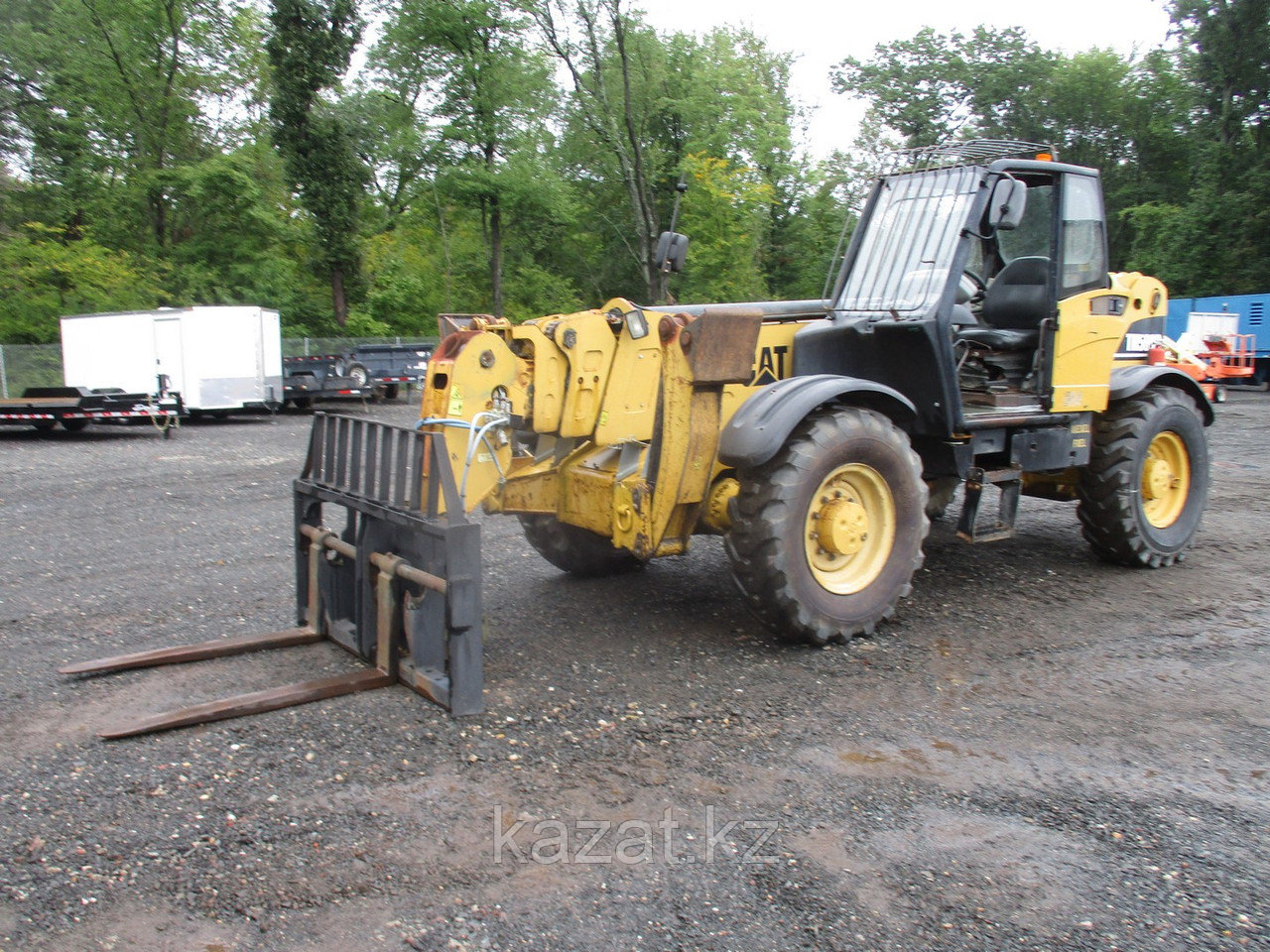 Аренда Телескопического погрузчика Caterpillar TH 580B, Мак.грузоподъемность, кг 5000.