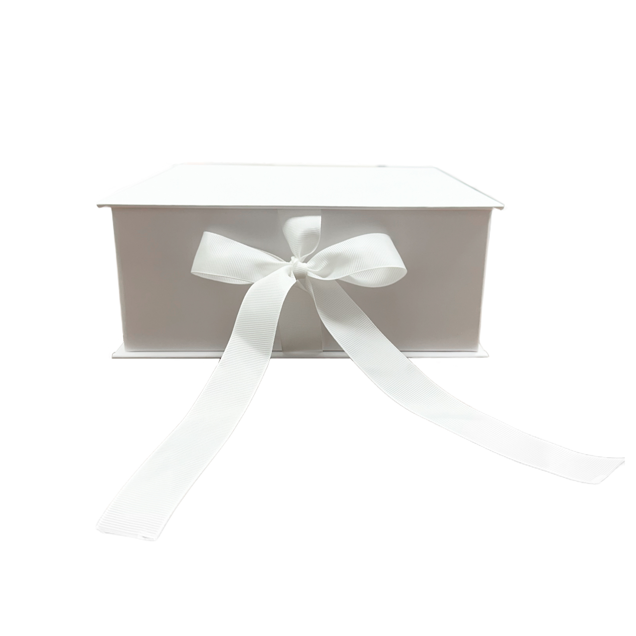 Подарочная коробка с лентой, 235х95х235 мм, белая