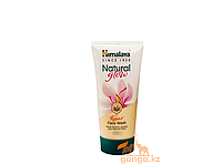 Гель для умывания лица с Шафраном (Fairness Kesar Face Wash HIMALAYA), 50 мл.