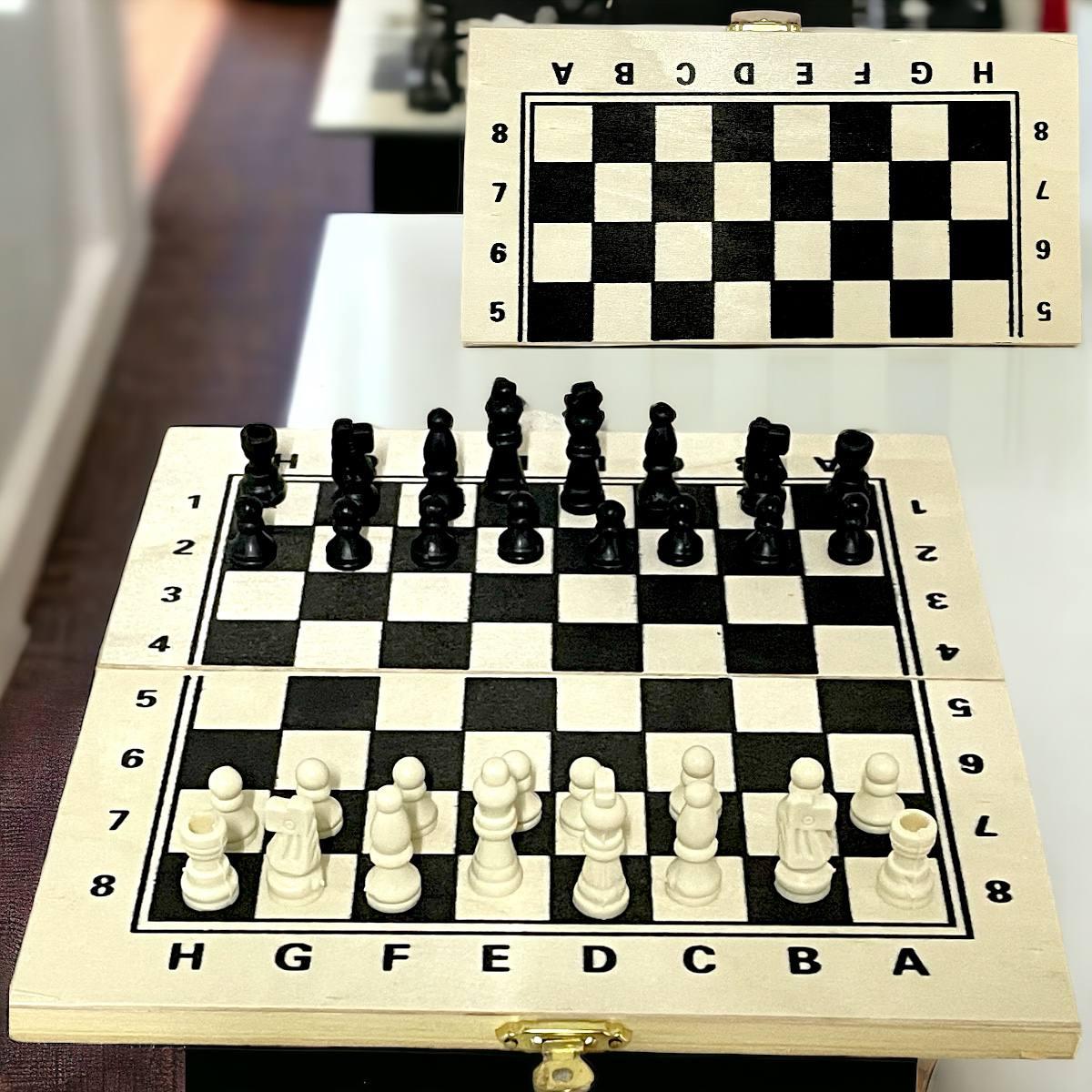1021 Шахматы деревянные 21*11см