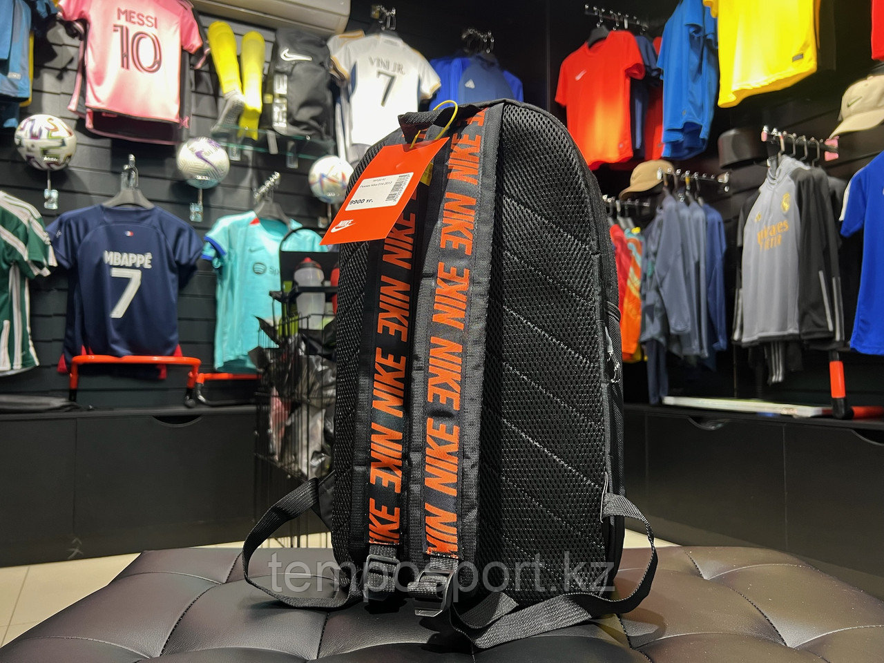 Рюкзак Nike Sportswear Essentials (черный) - фото 3 - id-p108603994