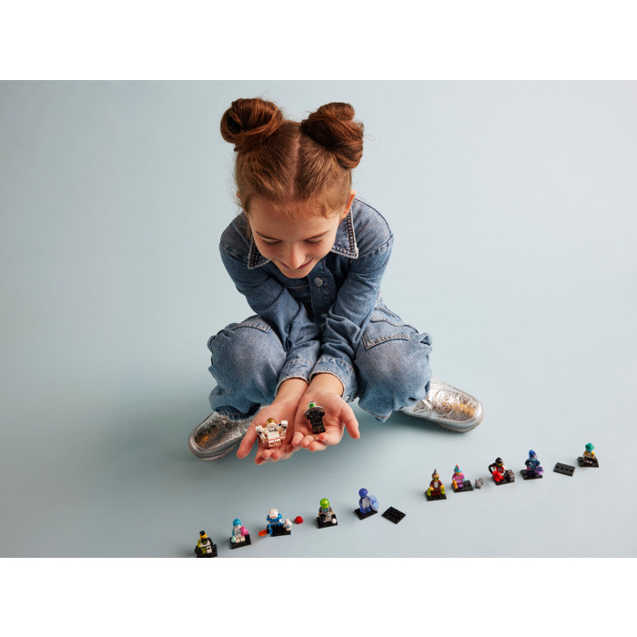 Lego Минифигурки, серия 26 Space (12 шт в подвесном дисплее)