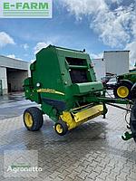 Пресс-подборщик рулонный John Deere 582 (2003)