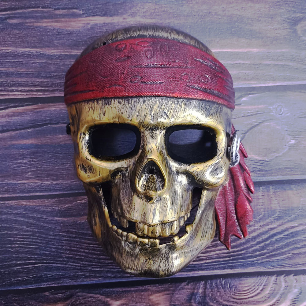 Маска пирата золотая