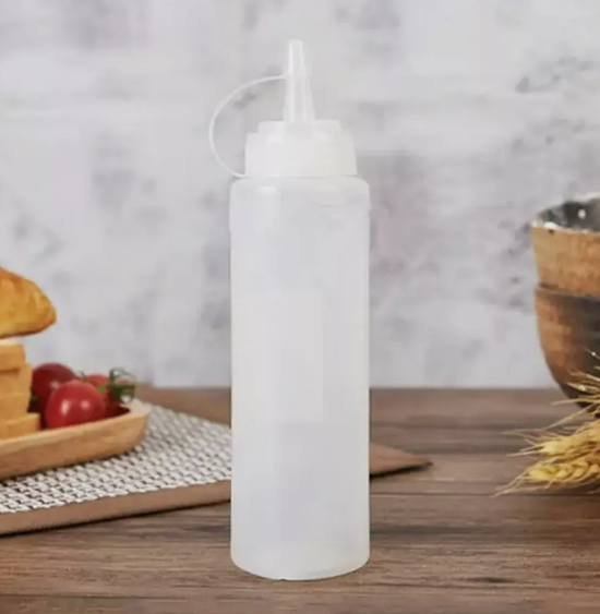 Мерная бутылочка пластиковая для соуса белая 650 мл