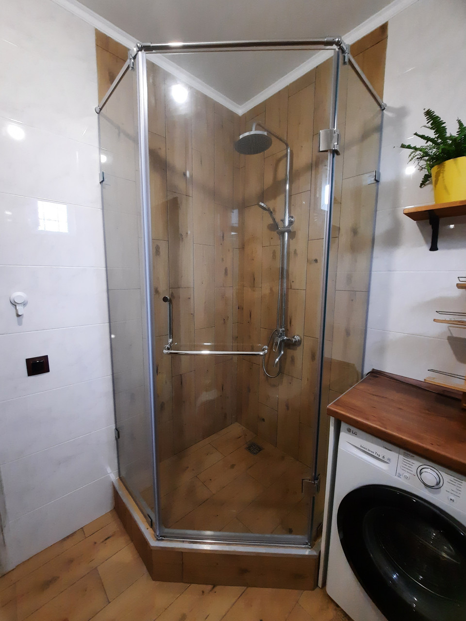 Душевые ограждения кабины из стекла трапеция по Вашим размерам., фото 1