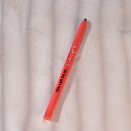 Водостойкий карандаш для глаз, фото 1