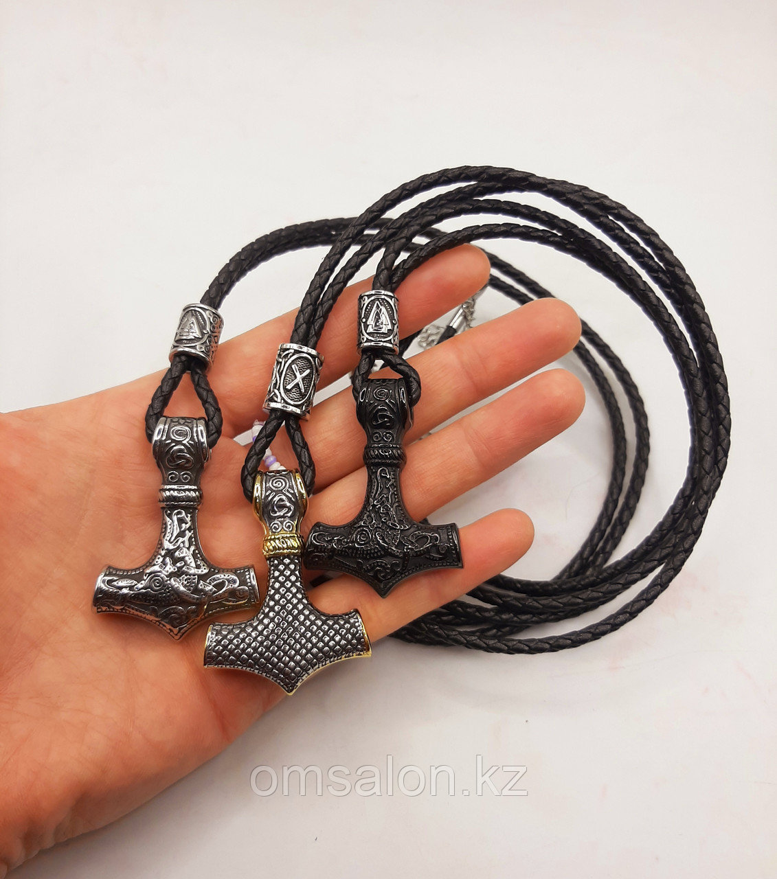 Амулет Молот Тора на кожаном шнуре, фото 1