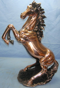 Статуэтка конь