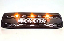 Решетка радиатора на Toyota Tundra 2000-02 дизайн OFF ROAD (Черный цвет)