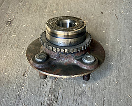 Ступица в сборе задняя левая/правая Nissan Sunny FB14